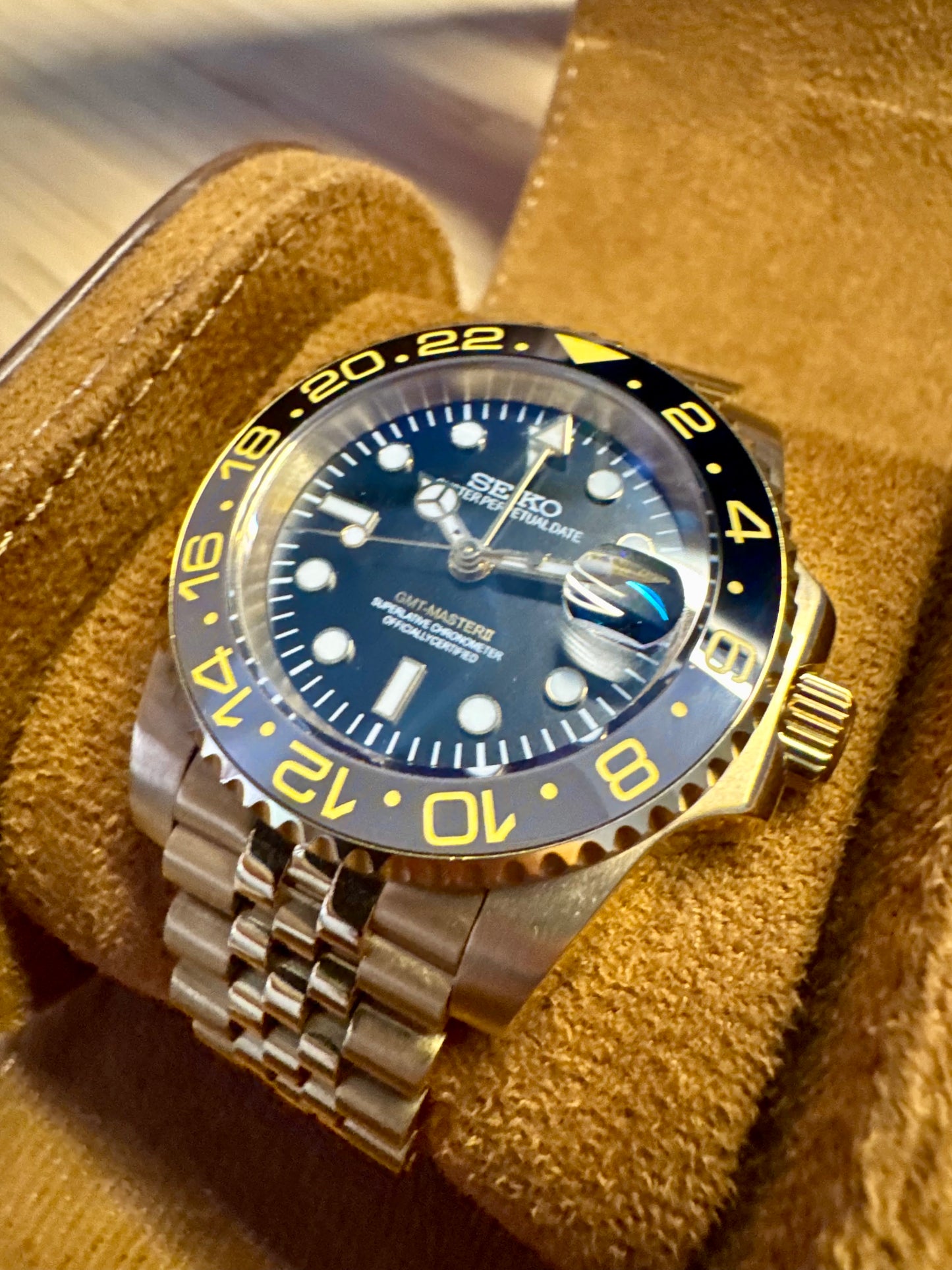 Gmt 40mm Bruce Wayne